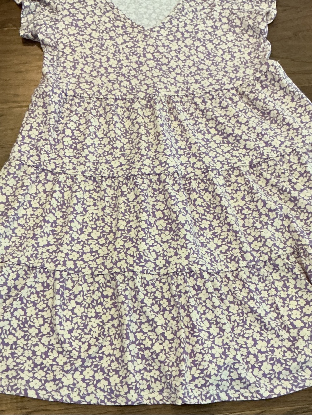 NWOT Altar'd State Lavender Floral V-Neck M Tiered Dress with Cap Sleeve - Picture 5 of 8